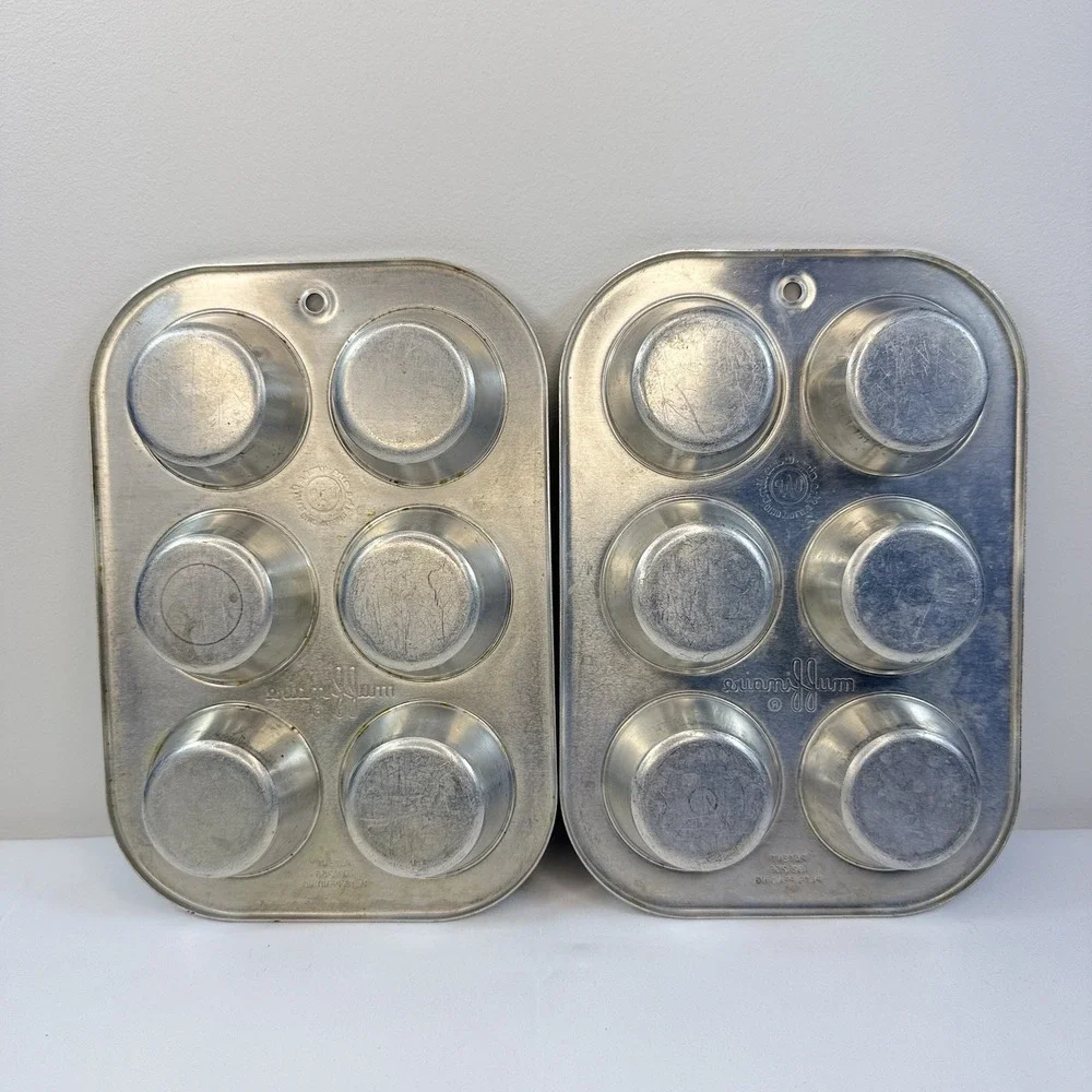 Lot 2 VTG Muffinaire Aluminum 6 Cup Muffin Pans UAP USA Cupcake Baking Tins Rare